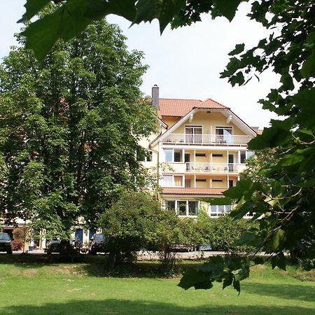 Hotel Zum Engel Mespelbrunn Exterior foto