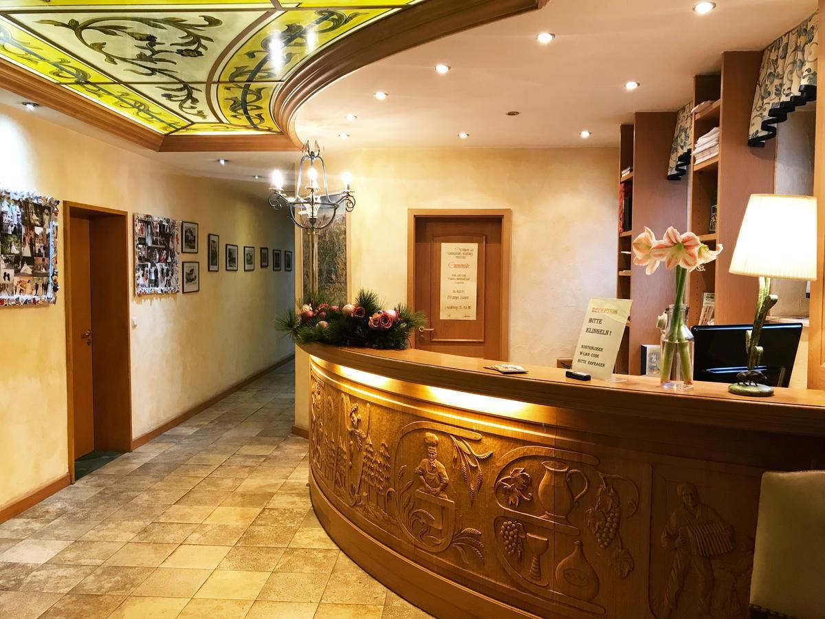 Hotel Zum Engel Mespelbrunn Exterior foto