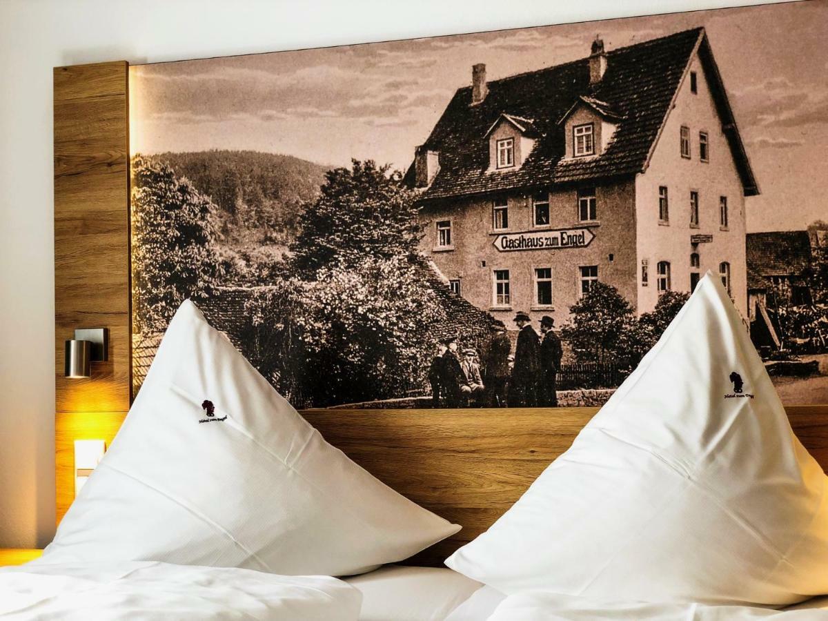 Hotel Zum Engel Mespelbrunn Exterior foto